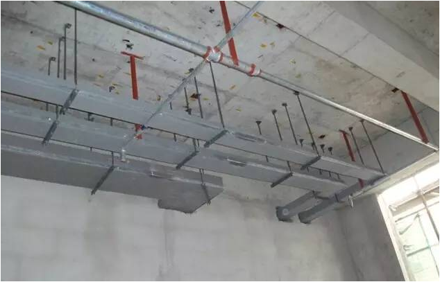 电缆桥架吊架敷设方法